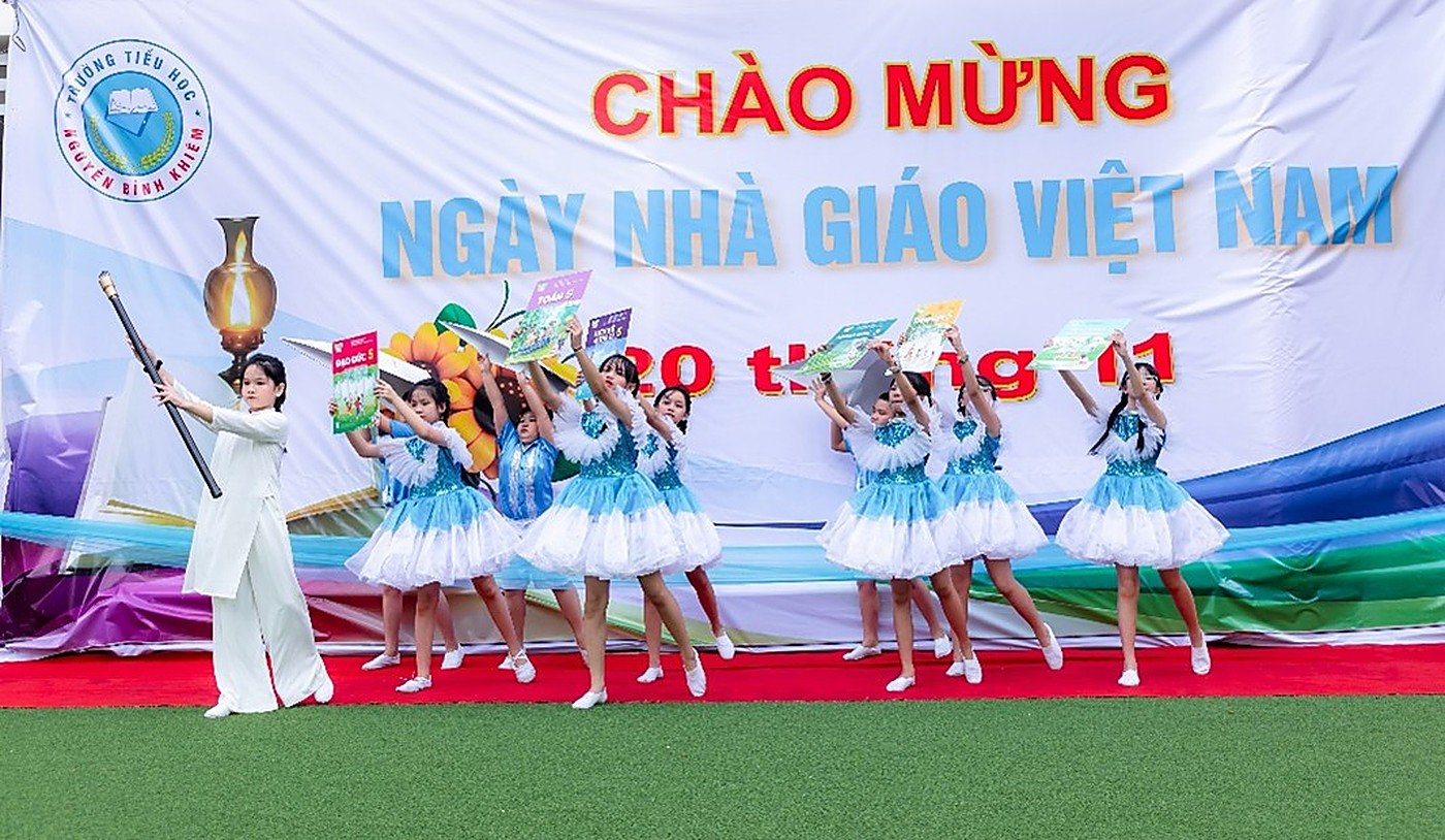 NHỮNG HOẠT ĐỘNG CỦA TRƯỜNG TH NGUYỄN BỈNH KHIÊM CHÀO MỪNG NGÀY NHÀ GIÁO VIỆT NAM 20/11/2025